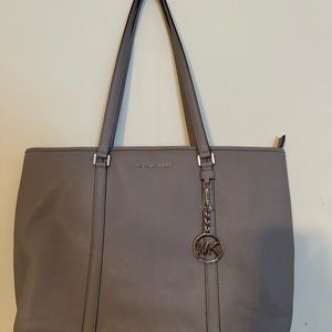 Michael Kors Gray Large Saffiano Jet Set Tote